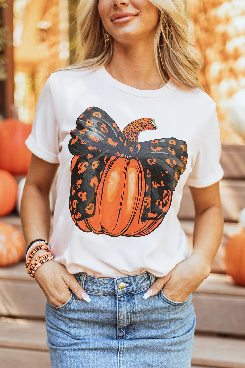 White Halloween Bowknot Pumpkin Graphic Crewneck T Shirt